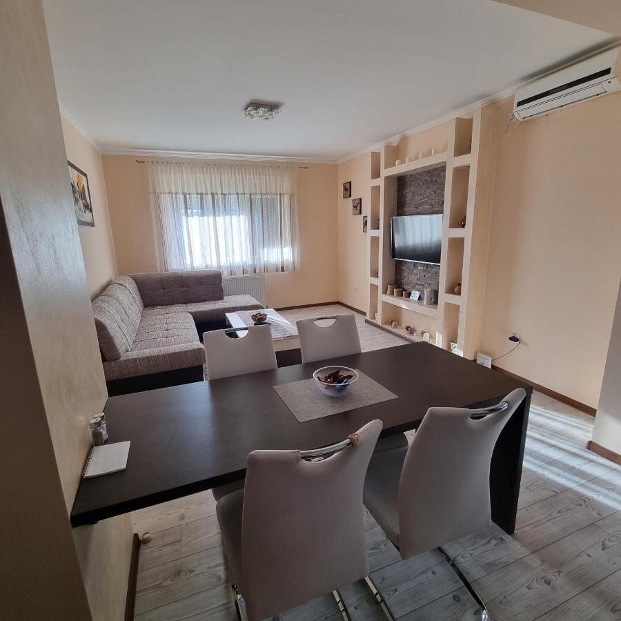 Koks Apartmans Subotica Zewnętrze zdjęcie