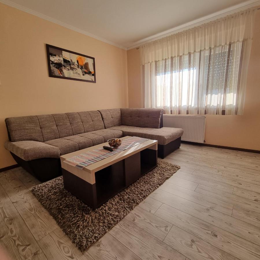 Koks Apartmans Subotica Zewnętrze zdjęcie
